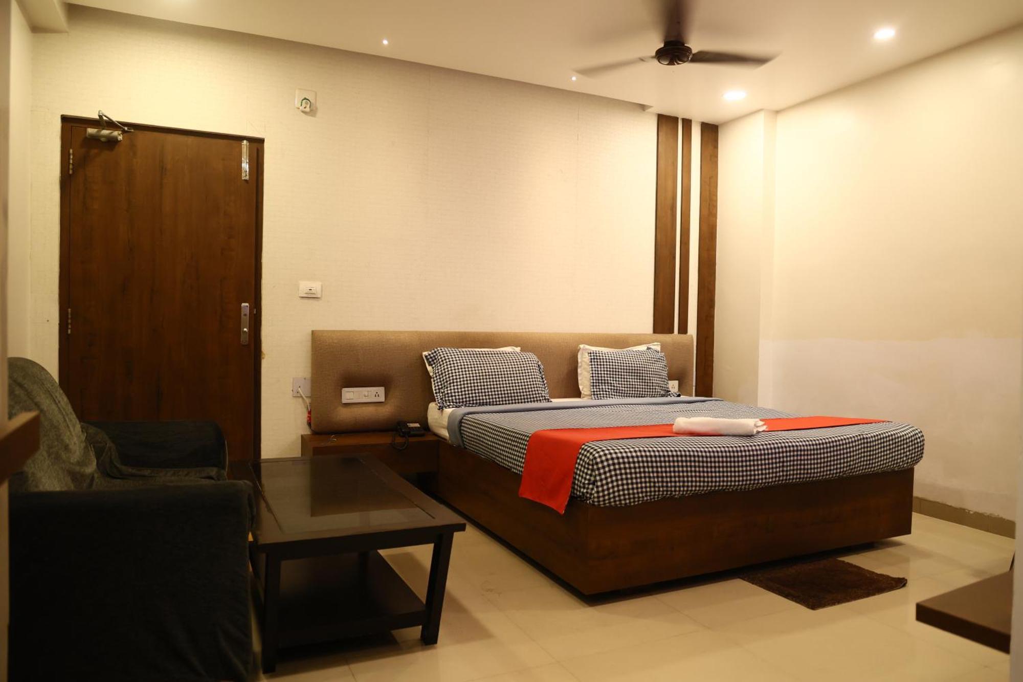 Hotel Bhubaneswari Classic Brahmapur Dış mekan fotoğraf