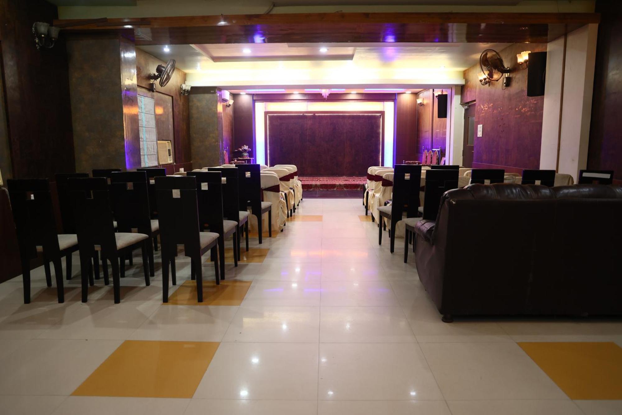 Hotel Bhubaneswari Classic Brahmapur Dış mekan fotoğraf