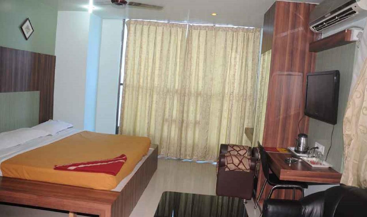 Hotel Bhubaneswari Classic Brahmapur Dış mekan fotoğraf