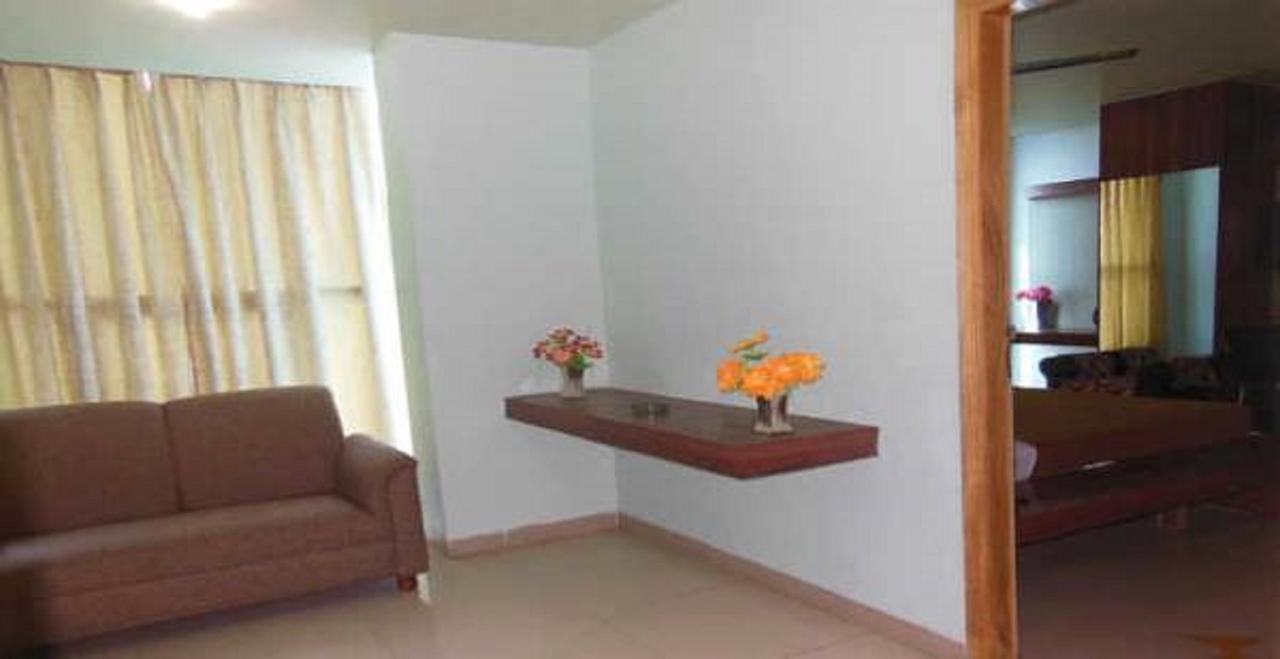 Hotel Bhubaneswari Classic Brahmapur Dış mekan fotoğraf