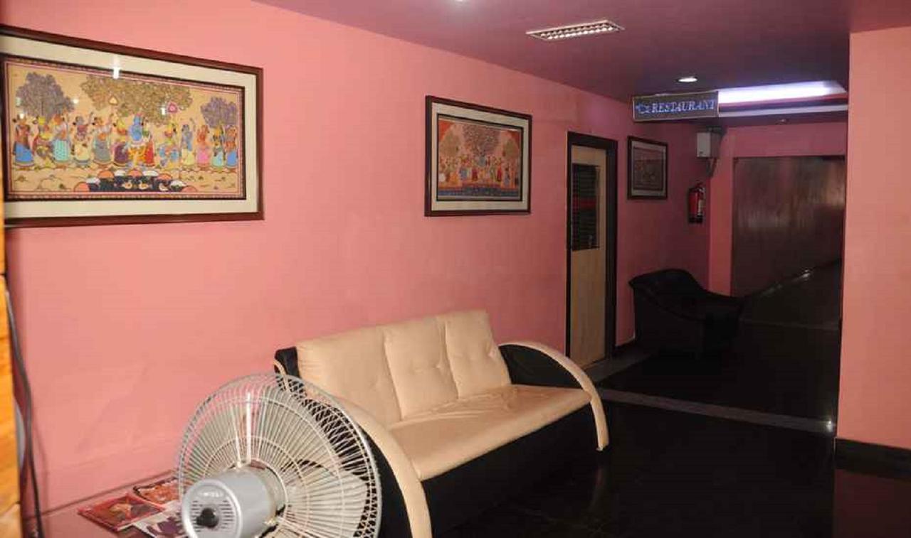 Hotel Bhubaneswari Classic Brahmapur Dış mekan fotoğraf