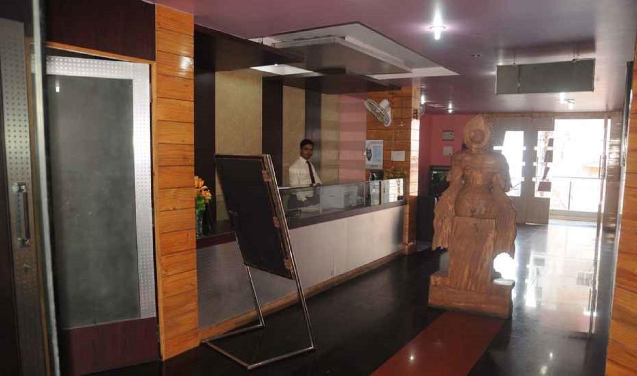Hotel Bhubaneswari Classic Brahmapur Dış mekan fotoğraf