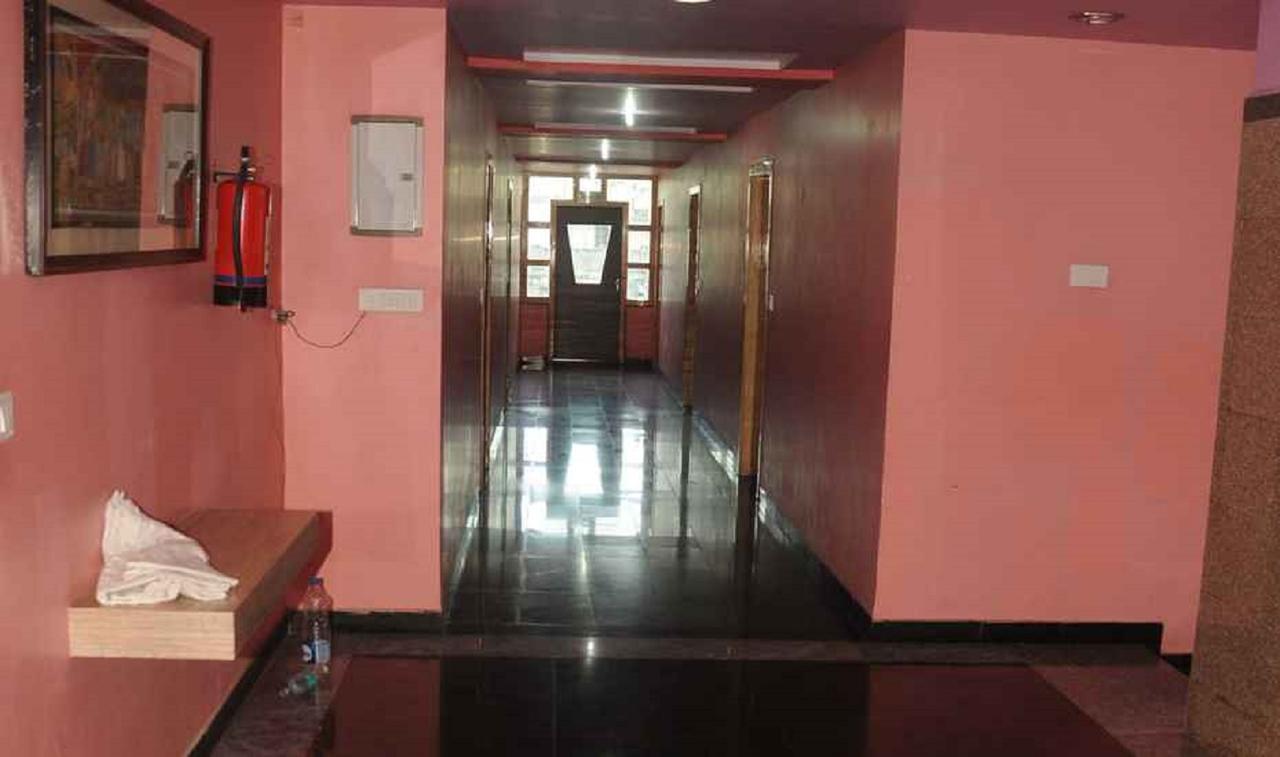 Hotel Bhubaneswari Classic Brahmapur Dış mekan fotoğraf